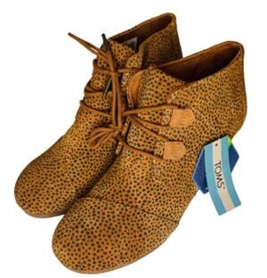 NWT TOMS Kala Tan Mini Cheetah Leopard Suede Booties Boot Wedge Women's Size 7.5